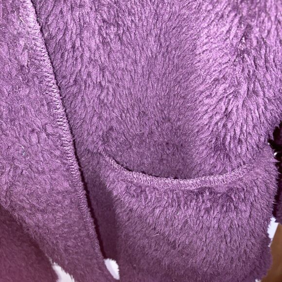 Purple Fur Like Jacket Super Soft  Fluffy Deep Front Pockets Cozy Comfortable - Picture 3 of 3
